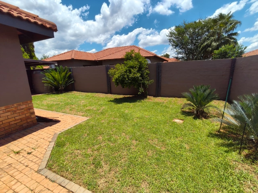3 Bedroom Property for Sale in Waterkloof East North West